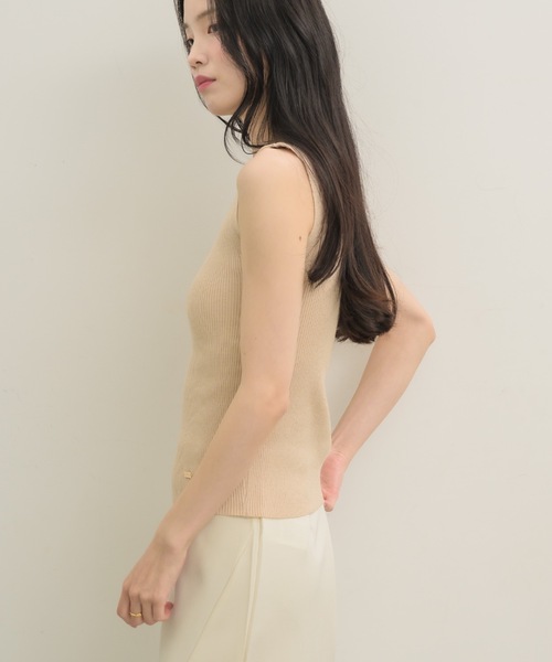 NEUNA（ヌナ）の「ラインタンク（タンクトップ・レディース・ベージュ/ブラック・FREE）」の21枚目の写真