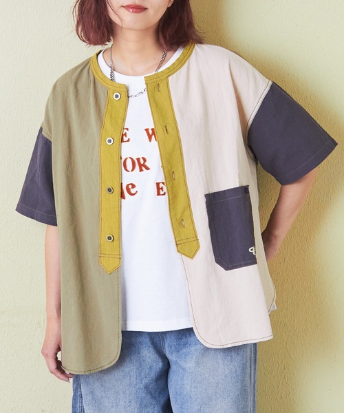 CUBE SUGAR（キューブシュガー）の「綿ボイルロゴ刺繍ノーカラーシャツ（シャツ/ブラウス・レディース・マスタード/ナチュラル/チャコールグレー/カーキ/マルチ・M）」の5枚目の写真