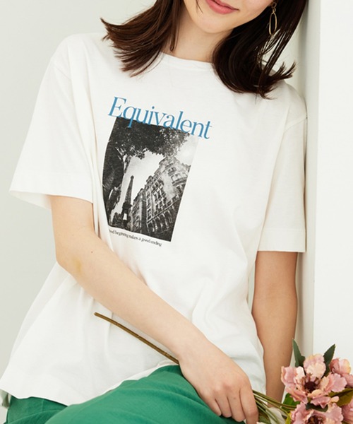BELLUNA PLUS(ベルーナ)の「ヒンヤリ!綿100%大人フォトプリントT(Tシャツ/カットソー・レディース・ベージュ/チャコール/オフホワイト・LARGE/X-LARGE/MEDIUM)」の7枚目の写真