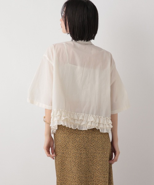 LOWRYS FARM（ローリーズファーム）の「スソフリルシャツＳＳ　499380（シャツ/ブラウス・レディース・アイボリー/ブラック/ブラウン・SHORT/LONG）」の21枚目の写真