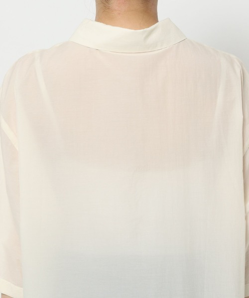 LOWRYS FARM（ローリーズファーム）の「スソフリルシャツＳＳ　499380（シャツ/ブラウス・レディース・アイボリー/ブラック/ブラウン・SHORT/LONG）」の13枚目の写真