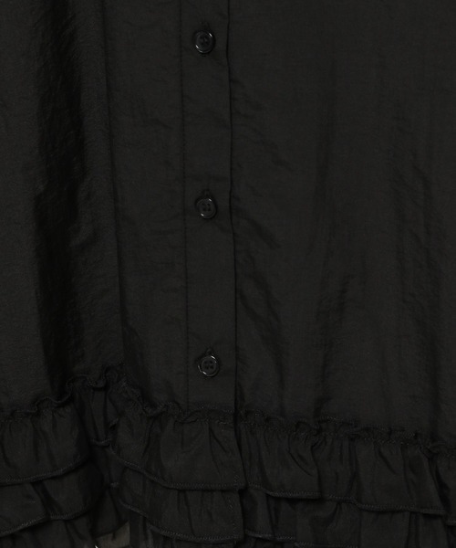 LOWRYS FARM（ローリーズファーム）の「スソフリルシャツＳＳ　499380（シャツ/ブラウス・レディース・アイボリー/ブラック/ブラウン・SHORT/LONG）」の5枚目の写真