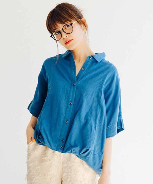 Live in comfort（リブインコンフォート）の「リブ　イン　コンフォート　ふんわりダブルガーゼのナチュラルシャツ（シャツ/ブラウス・レディース・ホワイト×ブラック/マスタード/ブラック/ブルー/ブラック系その他・M/3L/LL/L）」の4枚目の写真