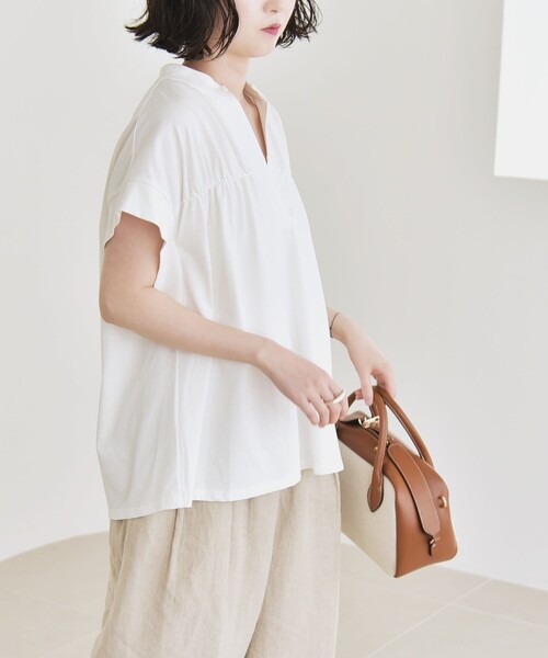 quaranciel(カランシエル)の「quaranciel:〈手洗い可能〉ギャザー スキッパー バンドカラー プルオーバー(Tシャツ/カットソー・レディース・イエロー/ブラック/ホワイト・ONE SIZE)」の7枚目の写真