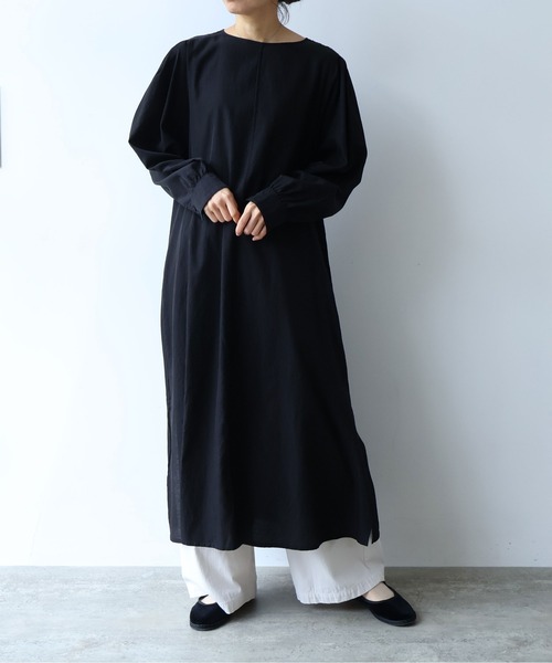 yuni（ユニ ）の「recycled cotton tuck ワンピース（ワンピース