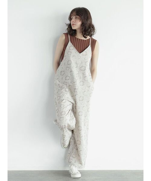 FIKA.(フィーカ)の「Flower cami overalls(サロペット/オーバーオール・レディース・ベージュ系/ブラウン・MEDIUM)」の16枚目の写真