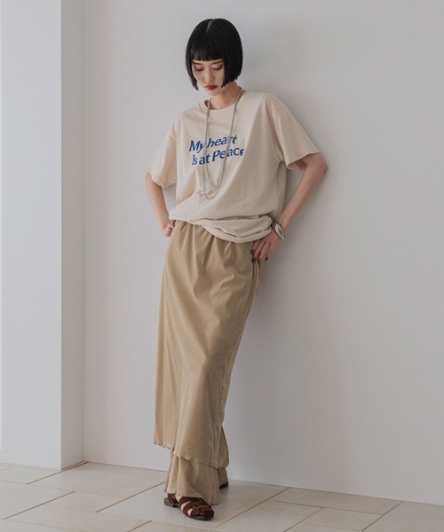 LOWRYS FARM(ローリーズファーム)の「カラーロゴTシャツ 574826(Tシャツ/カットソー・レディース・チャコールグレー/レッド/マスタード/アイボリー・FREE)」の6枚目の写真