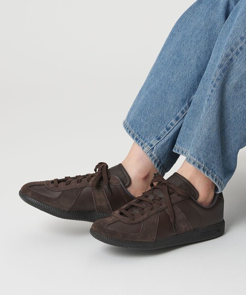 adidas Originals（アディダスオリジナルス）の「＜adidas Originals＞BW ARMY/スニーカー（スニーカー・レディース・ダークブラウン/ホワイト・25cm/24.5cm/23cm/23.5cm/22.5cm/24cm）」の6枚目の写真