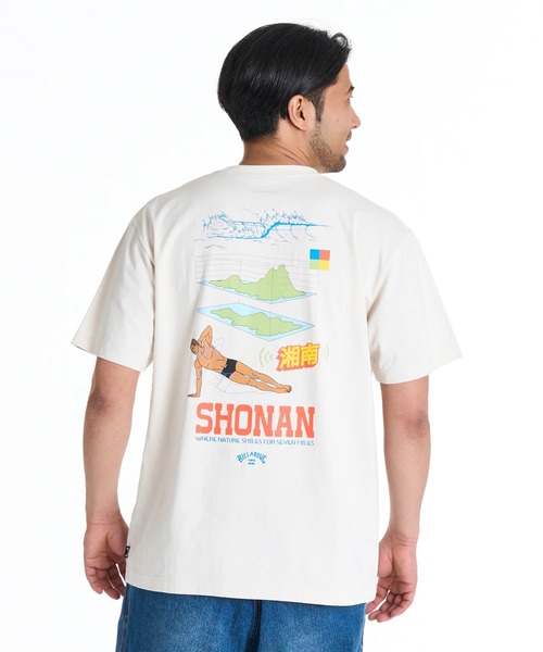 BILLABONG(ビラボン)の「BILLABONG メンズ DESTINATION SHONAN Tシャツ 【2025年秋冬モデル】/ビラボンSHONAN STATION SURFERS湘南グラフィック半袖Tシャツ(Tシャツ/カットソー・メンズ・クリーム/ホワイト・X-LARGE/LARGE/MEDIUM)」の22枚目の写真