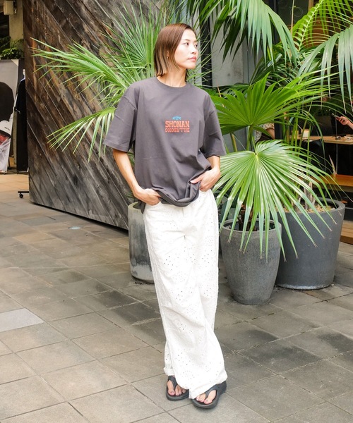 BILLABONG(ビラボン)の「BILLABONG メンズ DESTINATION SHONAN Tシャツ 【2025年秋冬モデル】/ビラボンSHONAN STATION SURFERS湘南グラフィック半袖Tシャツ(Tシャツ/カットソー・メンズ・クリーム/ホワイト・X-LARGE/LARGE/MEDIUM)」の11枚目の写真