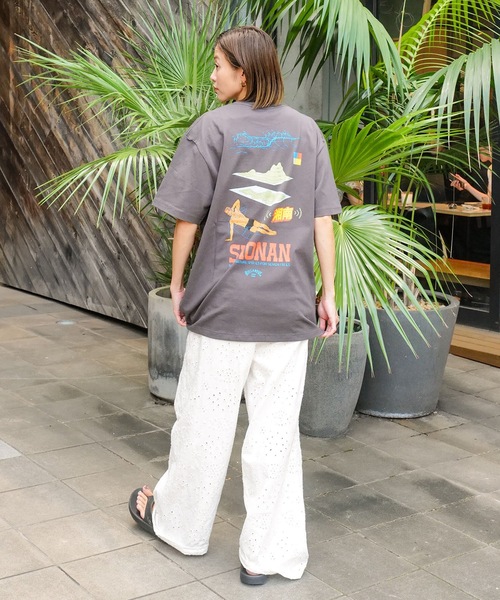 BILLABONG(ビラボン)の「BILLABONG メンズ DESTINATION SHONAN Tシャツ 【2025年秋冬モデル】/ビラボンSHONAN STATION SURFERS湘南グラフィック半袖Tシャツ(Tシャツ/カットソー・メンズ・クリーム/ホワイト・X-LARGE/LARGE/MEDIUM)」の12枚目の写真