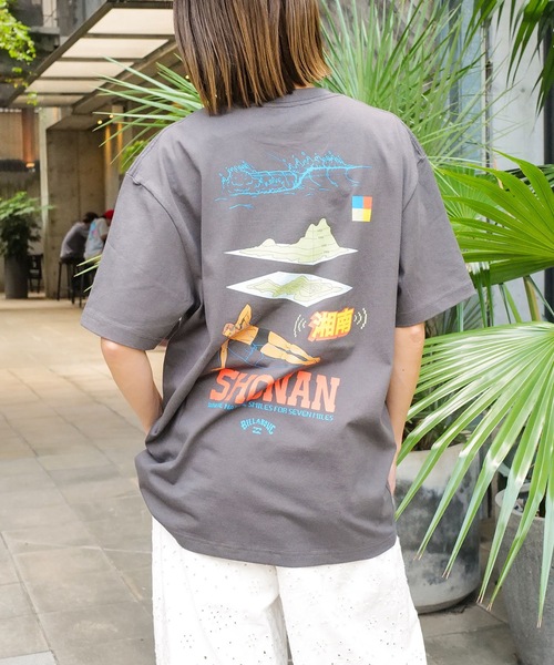 BILLABONG(ビラボン)の「BILLABONG メンズ DESTINATION SHONAN Tシャツ 【2025年秋冬モデル】/ビラボンSHONAN STATION SURFERS湘南グラフィック半袖Tシャツ(Tシャツ/カットソー・メンズ・クリーム/ホワイト・X-LARGE/LARGE/MEDIUM)」の15枚目の写真