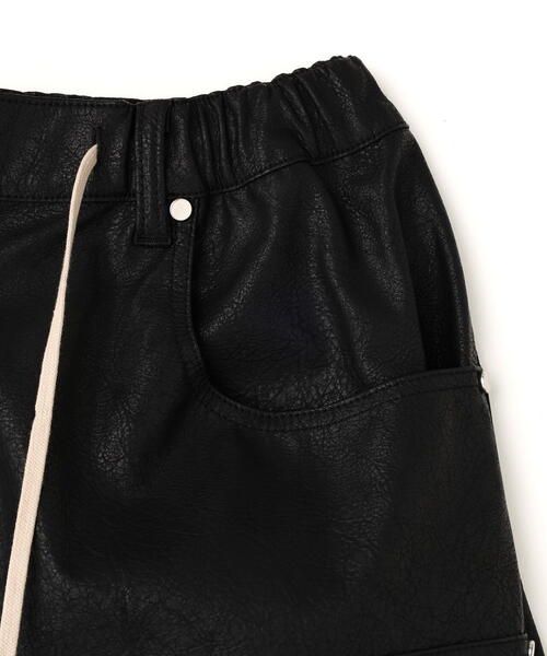 DANKE SCHON（ダンケシェーン）の「DankeSchon/ダンケシェーン/PULEATHER W-KNEE SHORTS（その他パンツ・メンズ・ブラック・M/L）」の8枚目の写真