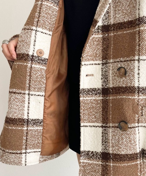mily bilet（ミウィビレット）の「【mily bilet】冬のコーデを引き立てる。起毛ブークレーチェック柄コクーンシルエットダブルジャケットコート（チェスターコート・レディース・キャメル/ブラック/アイボリー・MEDIUM/SMALL/X-LARGE/LARGE）」の11枚目の写真