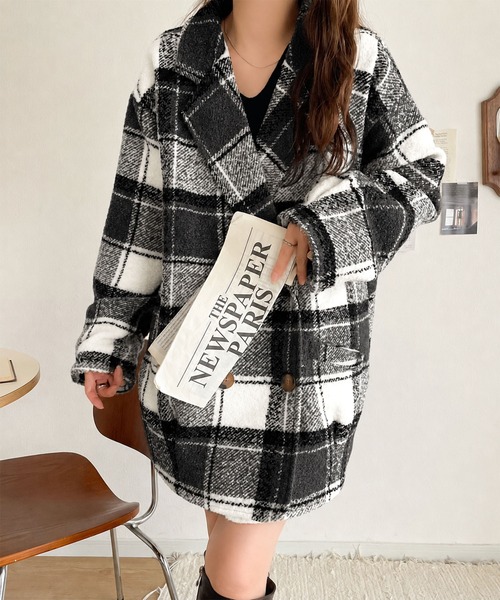 mily bilet(ミウィビレット)の「《10月上旬再入荷!予約受付中》【mily bilet】冬のコーデを引き立てる。起毛ブークレーチェック柄コクーンシルエットダブルジャケットコート(チェスターコート・レディース・キャメル/ブラック/アイボリー・MEDIUM/SMALL/X-LARGE/LARGE)」の14枚目の写真