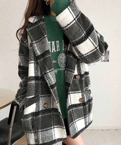 mily bilet(ミウィビレット)の「《10月上旬再入荷!予約受付中》【mily bilet】冬のコーデを引き立てる。起毛ブークレーチェック柄コクーンシルエットダブルジャケットコート(チェスターコート・レディース・キャメル/ブラック/アイボリー・MEDIUM/SMALL/X-LARGE/LARGE)」の17枚目の写真