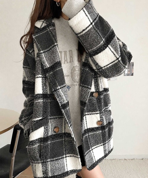 mily bilet(ミウィビレット)の「《10月上旬再入荷!予約受付中》【mily bilet】冬のコーデを引き立てる。起毛ブークレーチェック柄コクーンシルエットダブルジャケットコート(チェスターコート・レディース・キャメル/ブラック/アイボリー・MEDIUM/SMALL/X-LARGE/LARGE)」の20枚目の写真
