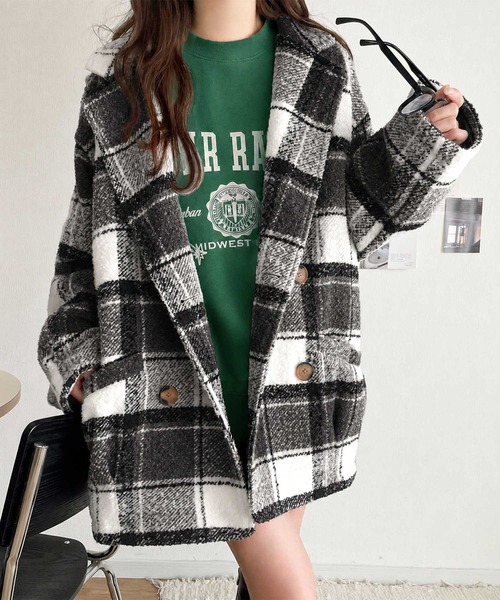 mily bilet(ミウィビレット)の「《10月上旬再入荷!予約受付中》【mily bilet】冬のコーデを引き立てる。起毛ブークレーチェック柄コクーンシルエットダブルジャケットコート(チェスターコート・レディース・キャメル/ブラック/アイボリー・MEDIUM/SMALL/X-LARGE/LARGE)」の16枚目の写真