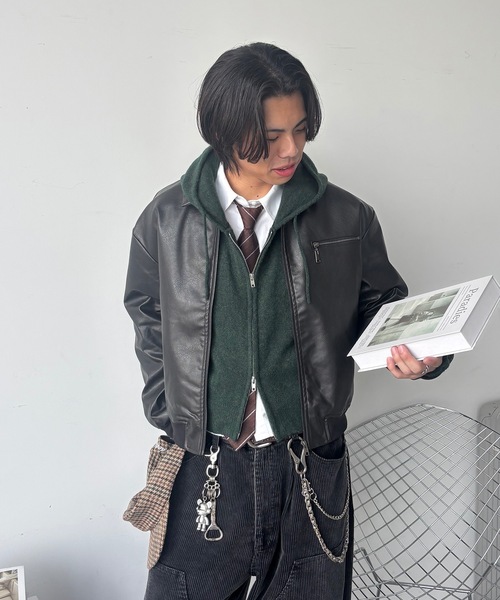 MandO(エムオー)(エムオー)の「ヴィンテージライクジップ合皮ブルゾン(ブルゾン・メンズ・ブラック・LARGE/MEDIUM)」の4枚目の写真