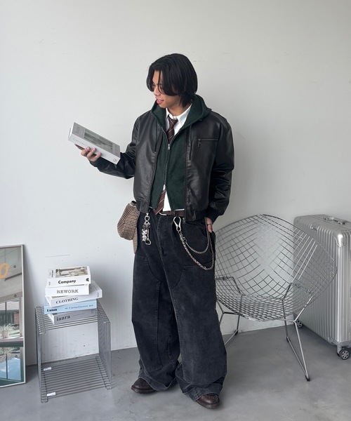 MandO(エムオー)(エムオー)の「ヴィンテージライクジップ合皮ブルゾン(ブルゾン・メンズ・ブラック・LARGE/MEDIUM)」の5枚目の写真