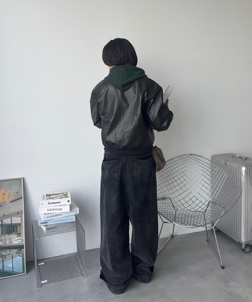 MandO(エムオー)(エムオー)の「ヴィンテージライクジップ合皮ブルゾン(ブルゾン・メンズ・ブラック・LARGE/MEDIUM)」の7枚目の写真
