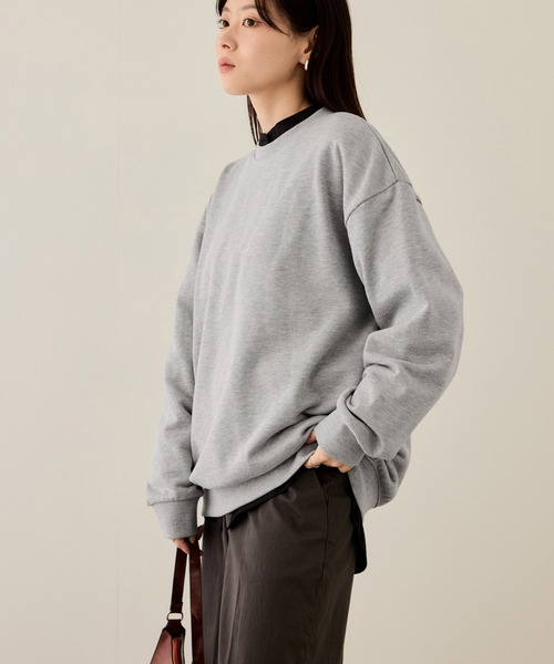 NAVY(ネイビー)の「【NAVY / ネイビー】【ユニセックス】オーバーサイズクルーネックスウェット(Tシャツ/カットソー・メンズ・テラコッタ/スミクロ/ネイビー/杢グレー/ホワイト系・M/S/XL/L)」の4枚目の写真