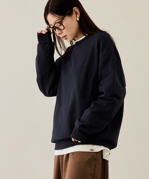 NAVY(ネイビー)の「【NAVY / ネイビー】【ユニセックス】オーバーサイズクルーネックスウェット(Tシャツ/カットソー・メンズ・テラコッタ/スミクロ/ネイビー/杢グレー/ホワイト系・M/S/XL/L)」の1枚目の写真