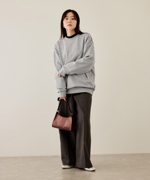 NAVY(ネイビー)の「【NAVY / ネイビー】【ユニセックス】オーバーサイズクルーネックスウェット(Tシャツ/カットソー・メンズ・テラコッタ/スミクロ/ネイビー/杢グレー/ホワイト系・M/S/XL/L)」の15枚目の写真