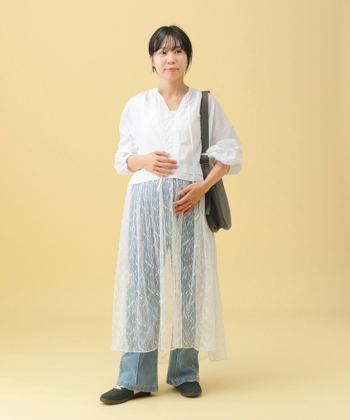 LEPSIM(レプシィム)の「【産前・産後対応】マタニティ/レース切り替えワンピース 583529(マタニティウェア/グッズ・レディース・オフホワイト/ブラック・FREE)」の7枚目の写真