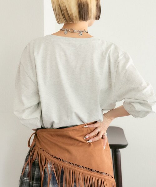 w closet(ダブルクローゼット)の「【25AW】【4色展開】柄アソートロンT(Tシャツ/カットソー・レディース・チャコールグレー/オフホワイト/ピンク/グリーン・FREE)」の10枚目の写真