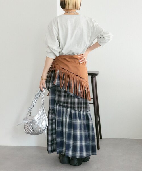 w closet(ダブルクローゼット)の「【25AW】【4色展開】柄アソートロンT(Tシャツ/カットソー・レディース・チャコールグレー/オフホワイト/ピンク/グリーン・FREE)」の20枚目の写真