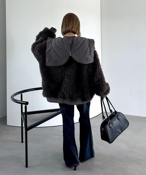 PAGEBOY（ページボーイ）の「リバーシブルファーN2B/ブルゾン【軽量・リバーシブル・ファーとブルゾンの２WAY仕様】（ブルゾン・レディース・モカ/ブラック/オフホワイト・FREE）」の13枚目の写真