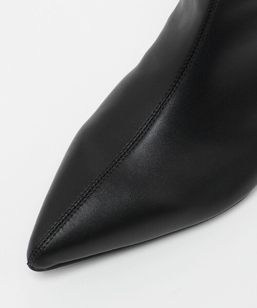 MARW UNITED ARROWS（マルゥ ユナイテッドアローズ）の「＜MARW UNITED ARROWS＋ODETTE E ODILE＞ポインテッド ロング ブーツ（ブーツ・レディース・ブラック・22cm/22.5cm/23cm/23.5cm/24cm/24.5cm/25cm）」の8枚目の写真