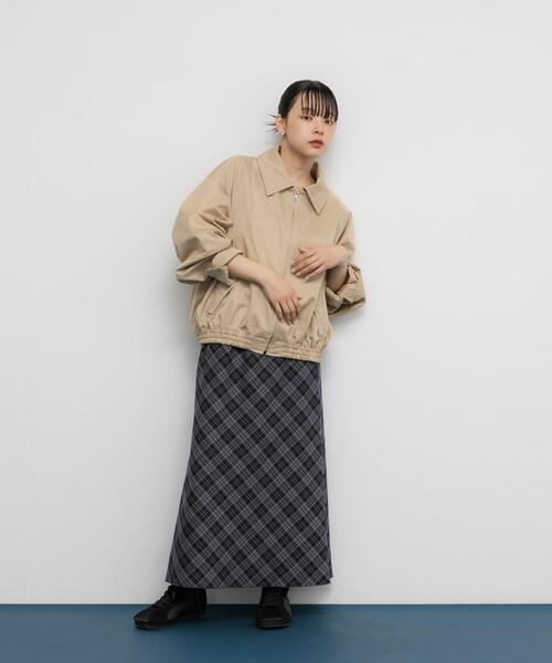 KBF（ケイビーエフ）の「ブライトZIPブルゾン（ブルゾン・レディース・ベージュ/ブルー系その他・ONE）」の7枚目の写真