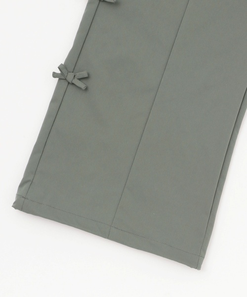 by LOVEiT（バイラビット）の「【Cuugal8月号掲載】ミニリボンカーゴパンツ（その他パンツ・キッズ・ベビーピンク/カーキ/アイボリー・120cm/130cm/140cm/160cm/150cm）」の18枚目の写真