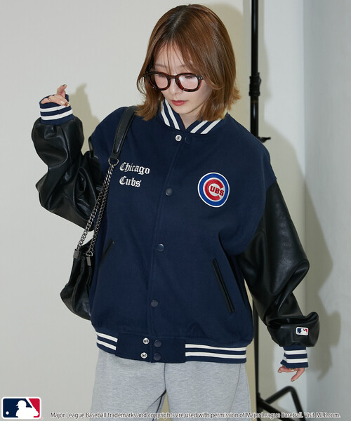 MLB（メジャーリーグベースボール）の「MLB/メジャーリーグベースボール 別注 STUDIUM JACKET/フェイクレザースタジャン(限定展開)（ブルゾン・メンズ・ブラック系その他2/ブラック系その他/ネイビー/ブラウン・SMALL/MEDIUM/LARGE）」の10枚目の写真