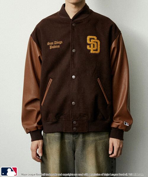 MLB（メジャーリーグベースボール）の「MLB/メジャーリーグベースボール 別注 STUDIUM JACKET/フェイクレザースタジャン(限定展開)（ブルゾン・メンズ・ブラック系その他2/ブラック系その他/ネイビー/ブラウン・SMALL/MEDIUM/LARGE）」の13枚目の写真