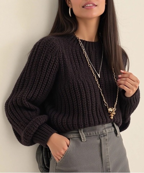 cammie(キャミー)の「クルーネッククロップドニット(ニット/セーター・レディース・ブラック/オフホワイト/ピンク/ブラウン・F)」の13枚目の写真