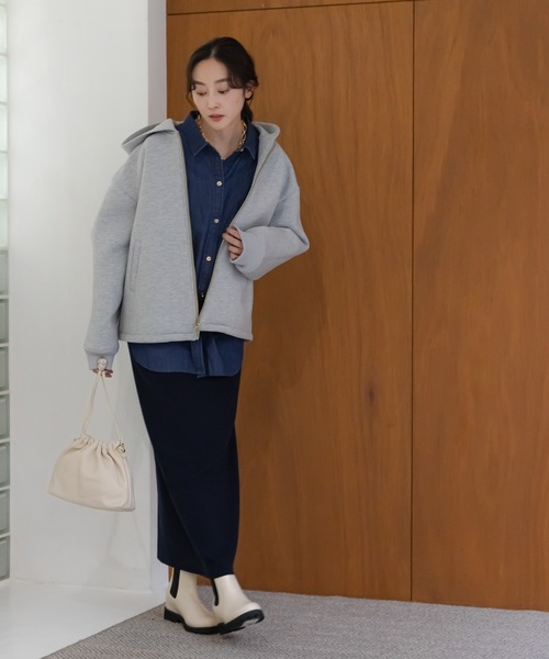 Elura（エルーラ）の「デニムレギュラーシャツ/591129（シャツ/ブラウス・レディース・ブルー/ライトブルー・FREE）」の7枚目の写真