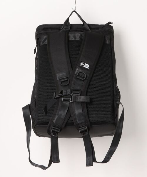 NEW ERA(ニューエラ)の「【NEW ERA/ニューエラ】BOX PACK MEDIUM(バックパック/リュック・メンズ・ブラック・FREE)」の4枚目の写真
