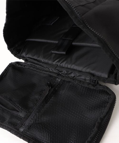 NEW ERA(ニューエラ)の「【NEW ERA/ニューエラ】BOX PACK MEDIUM(バックパック/リュック・メンズ・ブラック・FREE)」の5枚目の写真