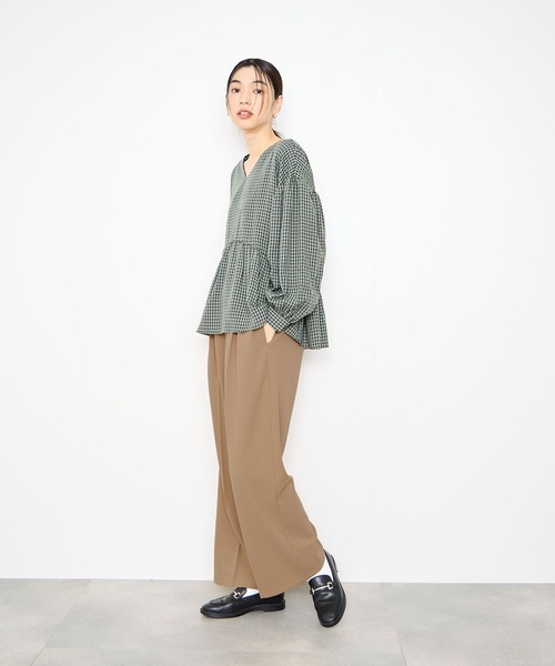 Mac-House(マックハウス)の「Idnes ストレッチストレートタックパンツ(その他パンツ・レディース・ライトグレー/ブラック/ベージュ・M/L)」の18枚目の写真