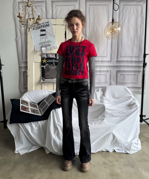 SHAGGIE(シャギー)の「ハイウエストセミフレアデニムパンツ(デニムパンツ・レディース・ブラック/ブルー・SMALL/MEDIUM/LARGE)」の22枚目の写真