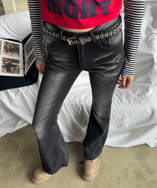 SHAGGIE(シャギー)の「ハイウエストセミフレアデニムパンツ(デニムパンツ・レディース・ブラック/ブルー・SMALL/MEDIUM/LARGE)」の20枚目の写真