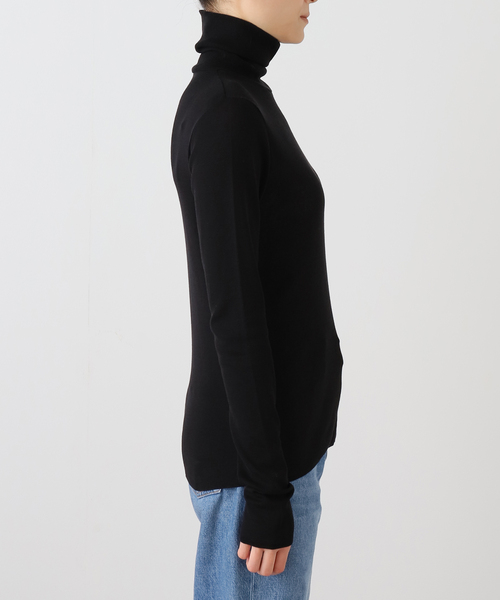 IENA（イエナ）の「80セーターマシン タートルプルオーバー（Tシャツ/カットソー・レディース・ブラック/アイボリー/レッド/ピンク・FREE）」の6枚目の写真