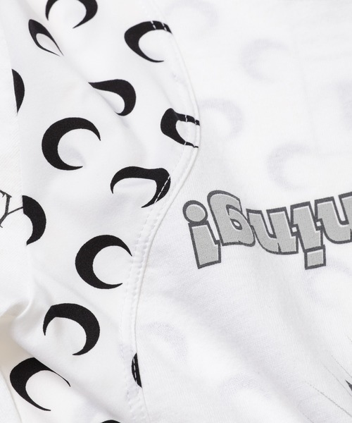 MARINE SERRE(マリーン・セル)の「REGENERATED GRAPHIC JERSEY BABY FIT T-SHIRT(Tシャツ/カットソー・レディース・ブラック系その他/ホワイト系その他・S/XS)」の6枚目の写真