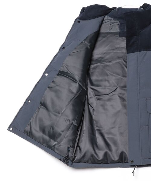 NEW ERA（ニューエラ）の「ニューエラ  DOWN VEST COMBI NVY（ベスト・メンズ・ネイビー・M/L/LL）」の2枚目の写真