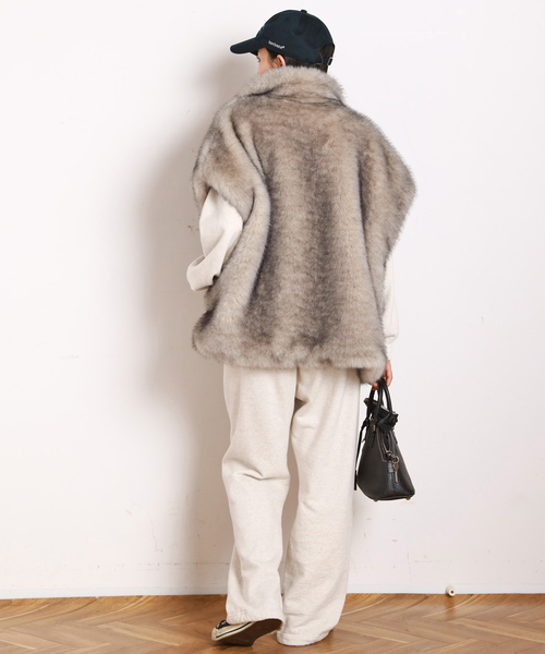 AP STUDIO（エーピーストゥディオ）の「シャギーベスト（その他アウター・レディース・アイボリー/ブラウン・FREE）」の9枚目の写真