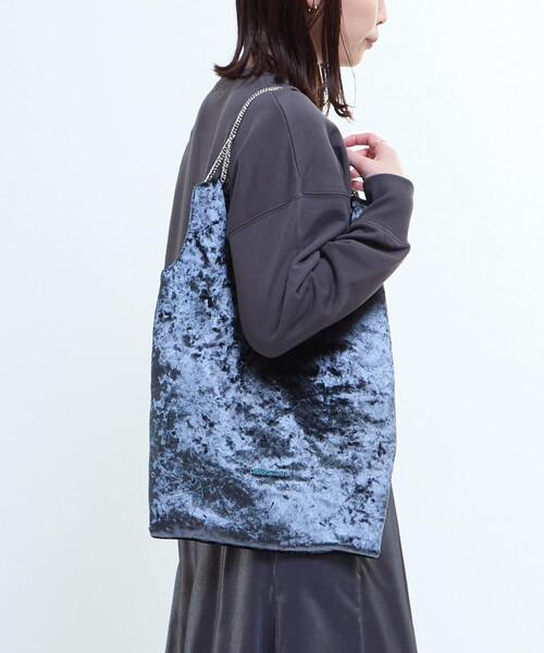 CONVERSE TOKYO（コンバーストウキョウ）の「2WAY CRUSHED VELOR SHOPPING TOTE BAG（トートバッグ・レディース・グレー/ブラウン・FREE）」の6枚目の写真