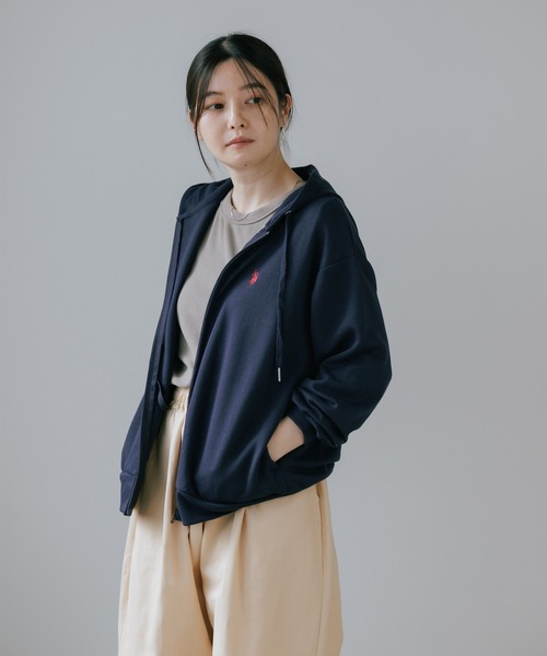 U.S. POLO ASSN.(ユーエスポロアッスン)の「U.S. POLO ASSN./ユーエスポロアッスン ブランドロゴ カットソー ジップアップパーカー(パーカー・レディース・ネイビー/ブラック/グレー・M/L)」の3枚目の写真
